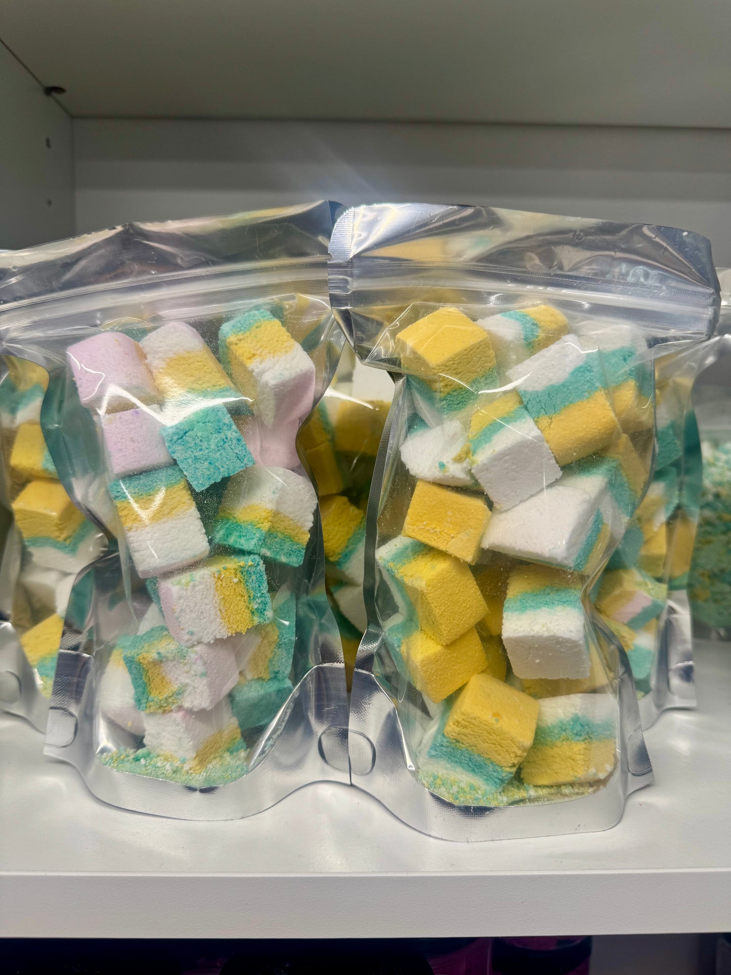 Pineapple Bath Rocks
