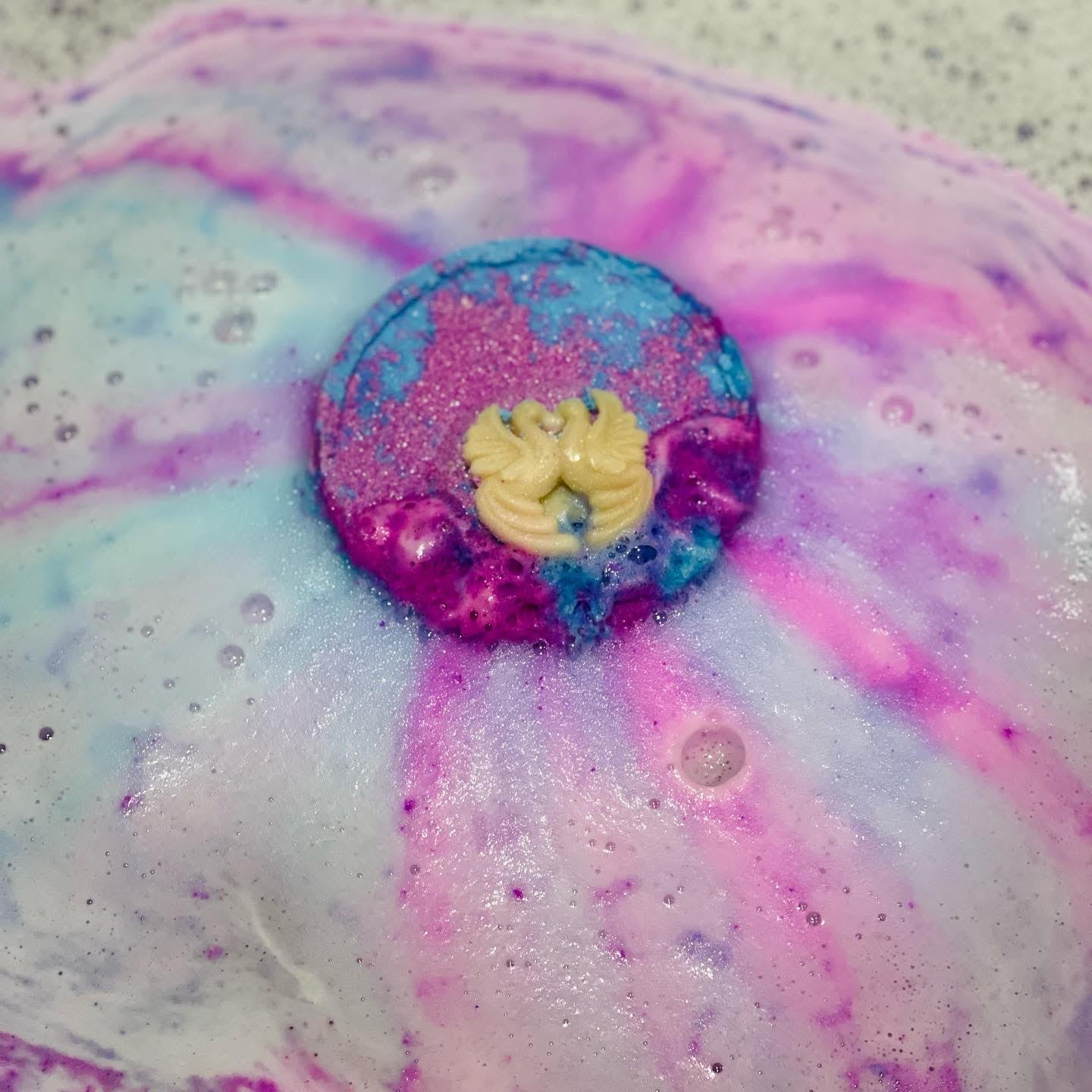 Lover Birds Bath Bomb